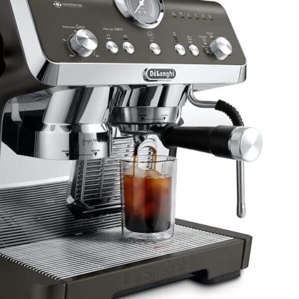 De'Longhi La Specialista Opera Manual Coffee Machine