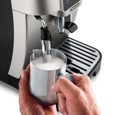 De'Longhi Magnifica Start Fully Automatic Coffee Machine Silver Black